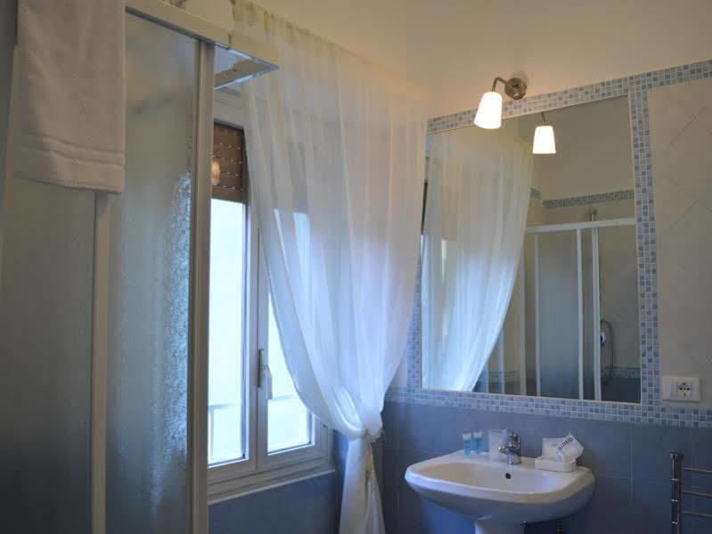 Domus Italiana 호텔 로마 외부 사진